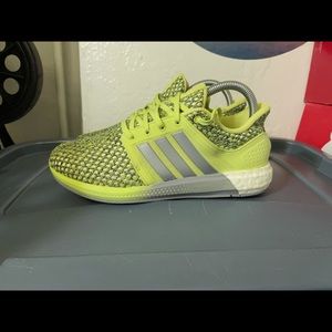 Adidas Boost Endless Energy running shoes